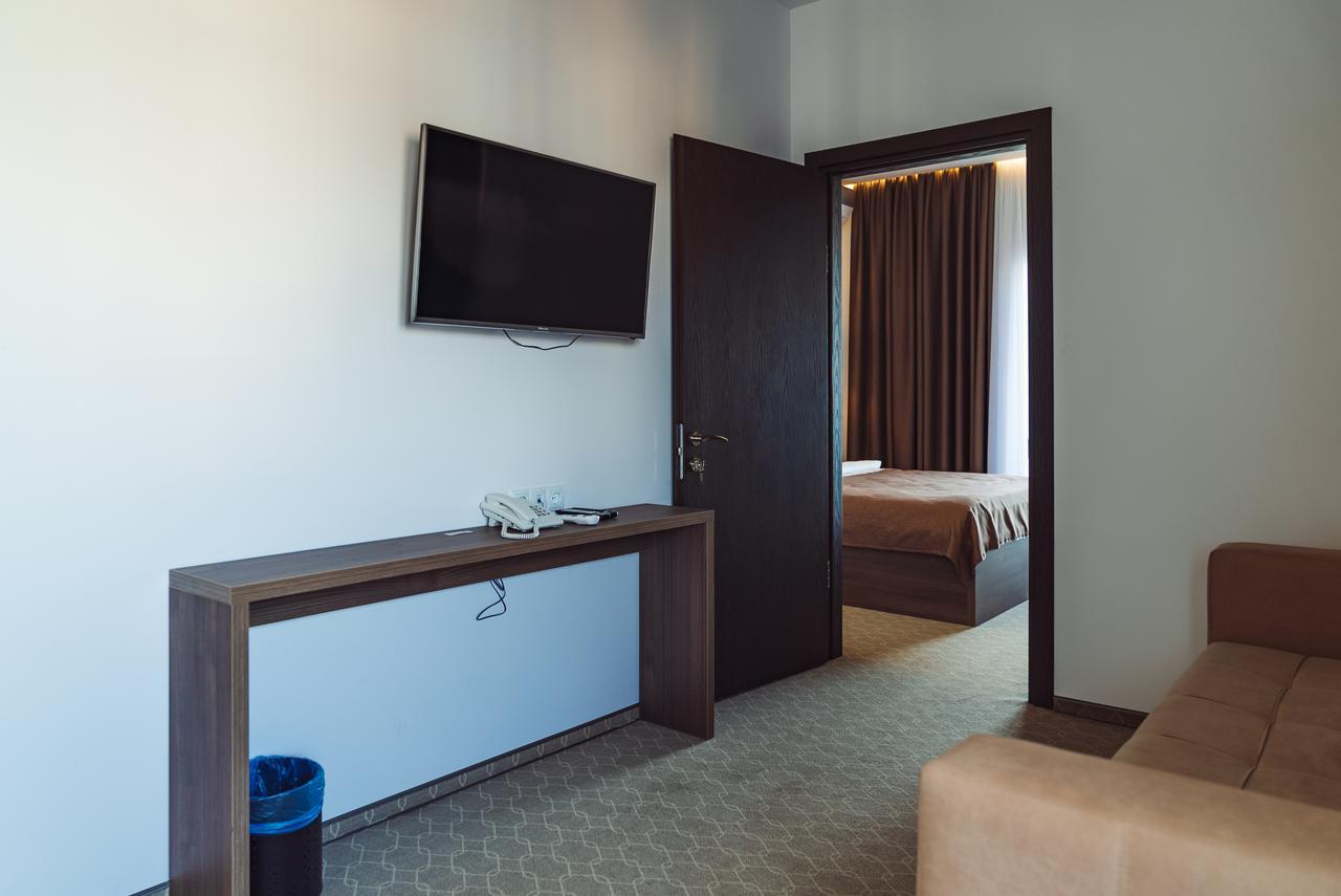 Sky Inn Batumi Exterior foto